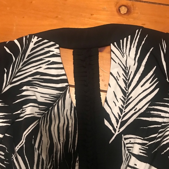 Sangria dress, size 16W, black and white. - Picture 13 of 13